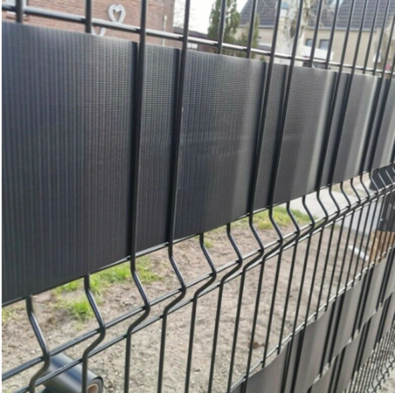 Bandă unică de gard